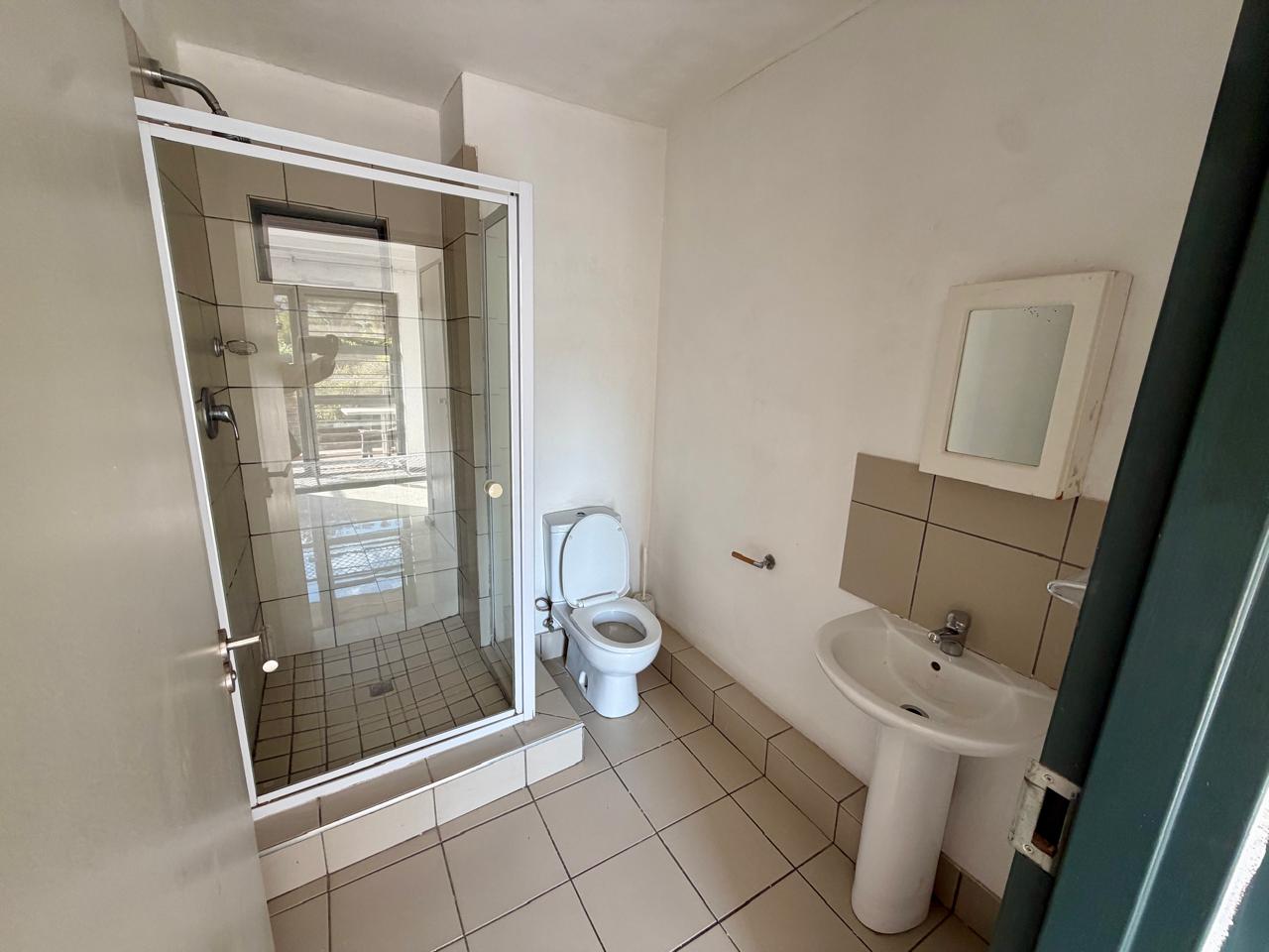 WhatsApp Image 2026-06-30 at 4.31.40 PM (1) Studio to Let | Willowbrook | Next to Monash & MSA | Available Now