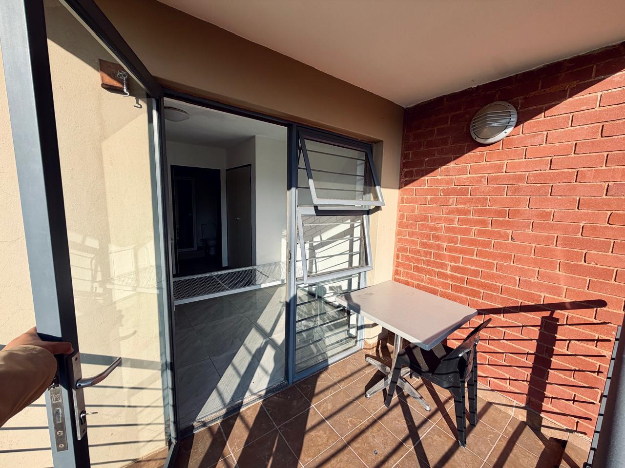 WhatsApp Image 2026-06-30 at 4.31.41 PM Studio to Let | Willowbrook | Next to Monash & MSA | Available Now