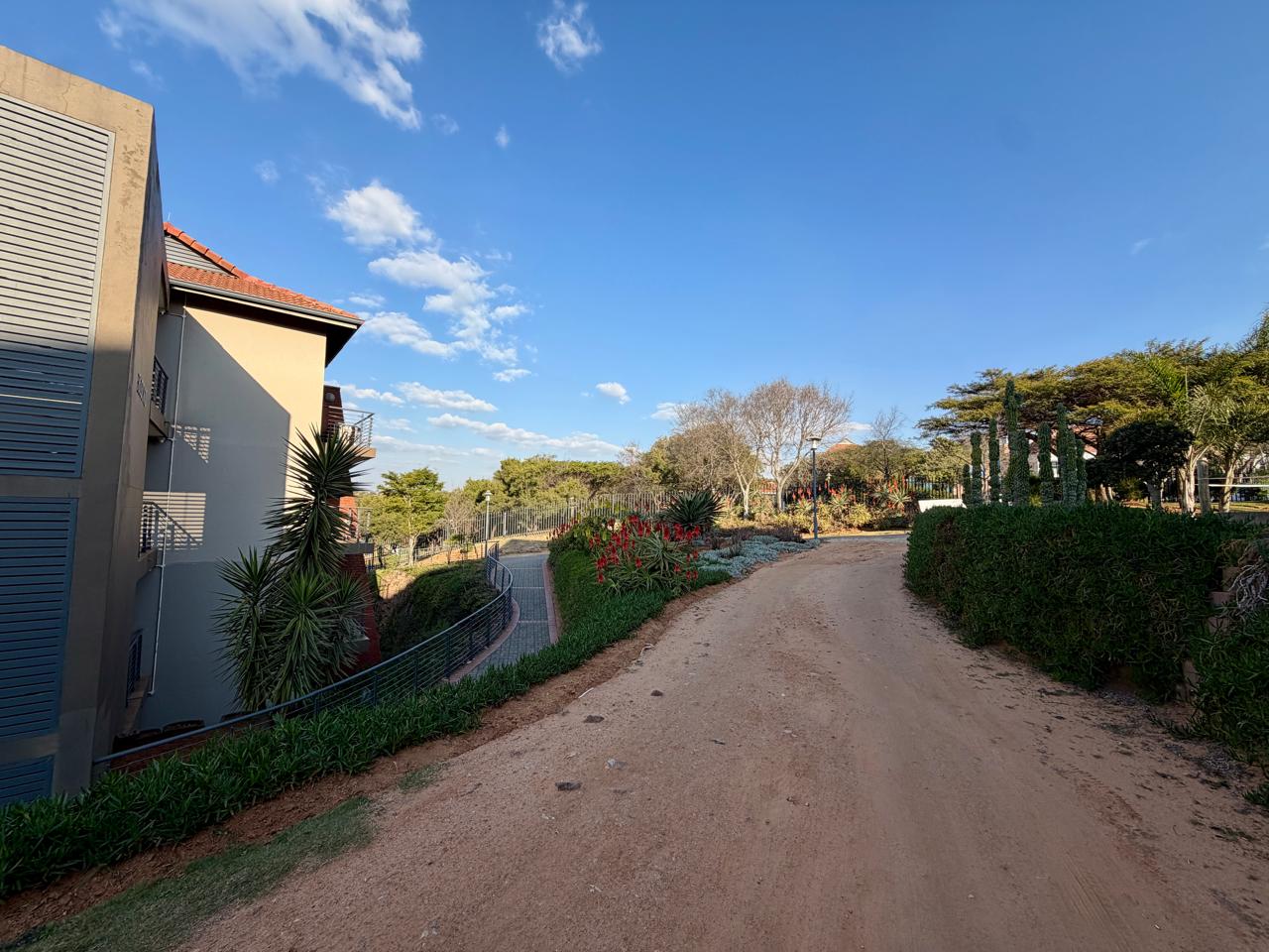 WhatsApp Image 2026-06-30 at 4.31.42 PM Studio to Let | Willowbrook | Next to Monash & MSA | Available Now