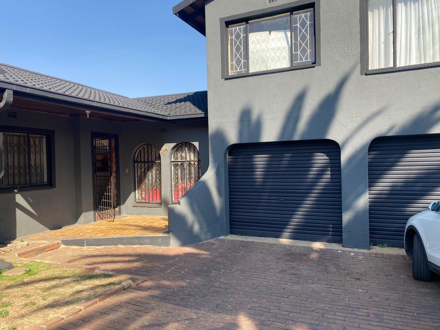 naturena-07 3 Bedroom Family Home | Naturena | Johannesburg South