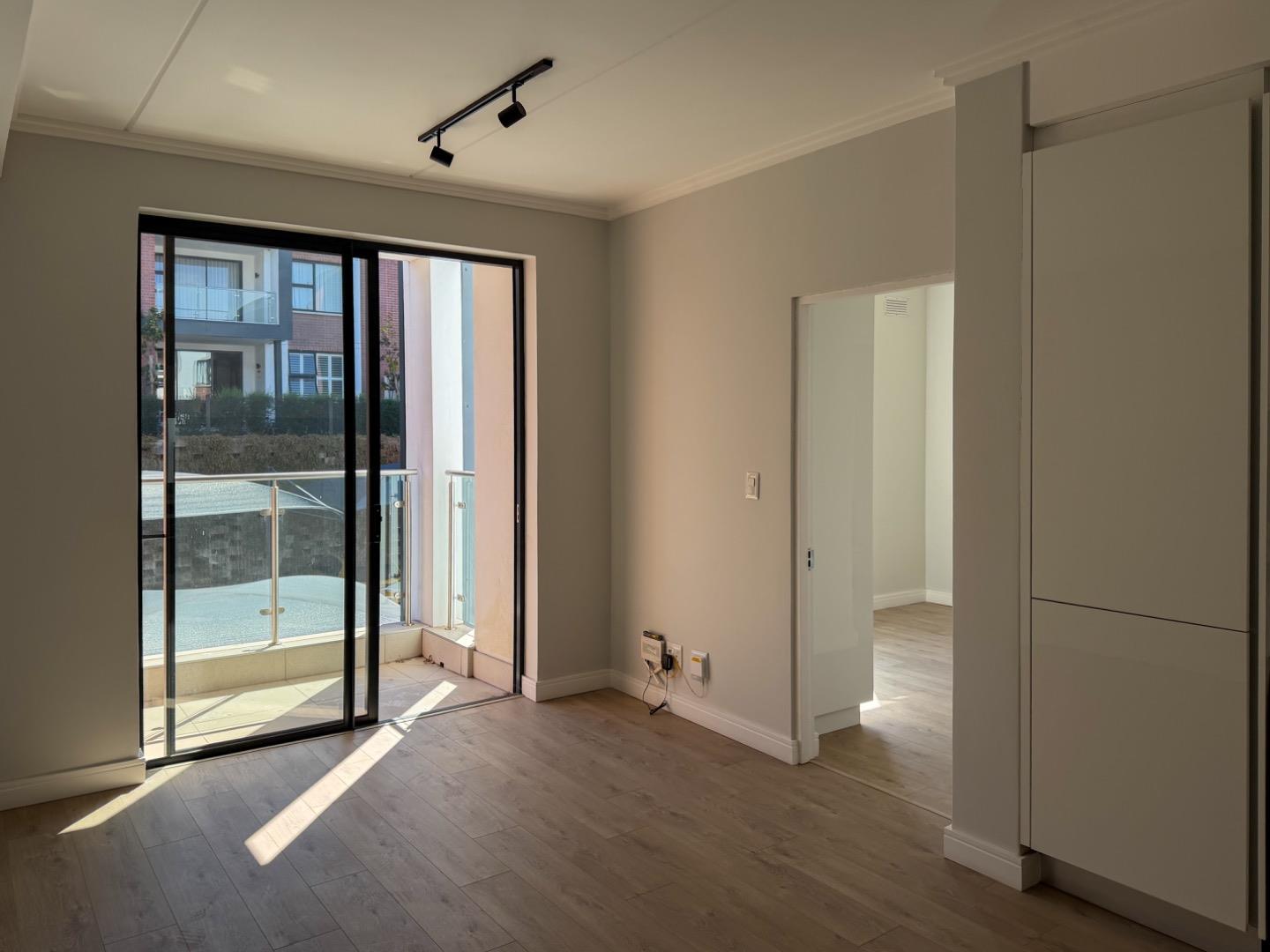 1 Bedroom Lakefront Apartment for Sale in Linksfield – Golf & Equestrian Estate
